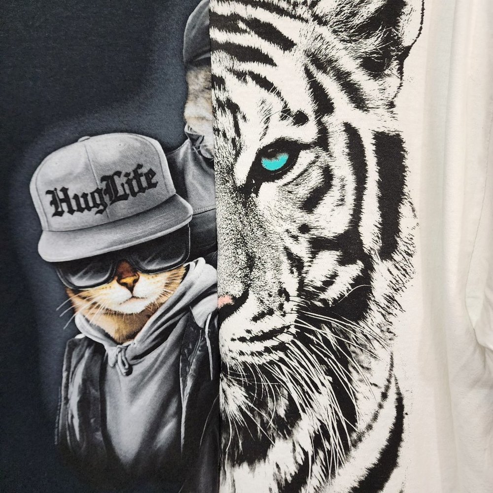 Upcycled NWOT tiger / hug life cat half and half graphic t-shirt men's‎ size XL - Picture 4 of 7